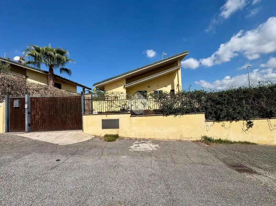 Villa in vendita a Roma