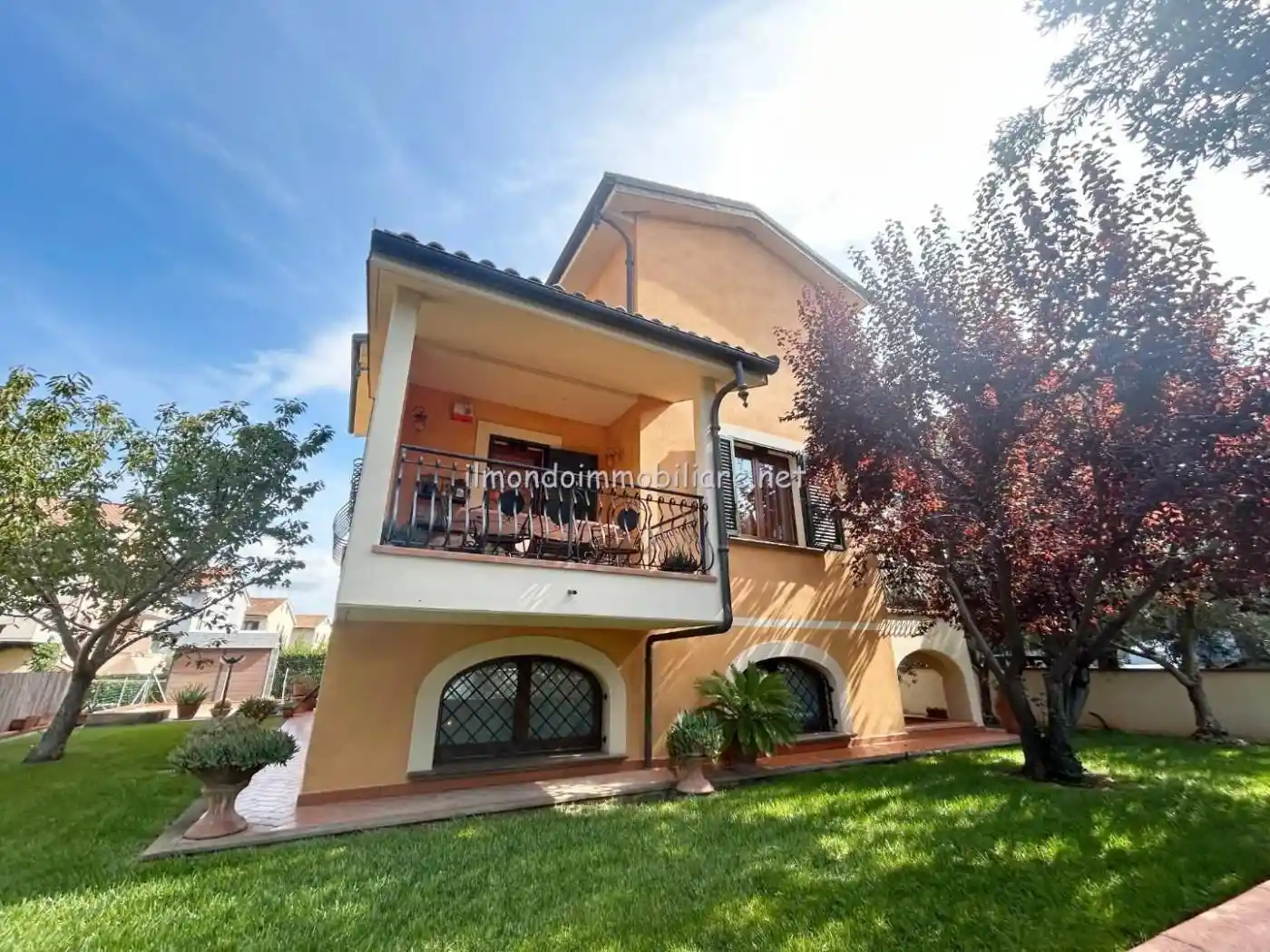 Villa in vendita a Cecina