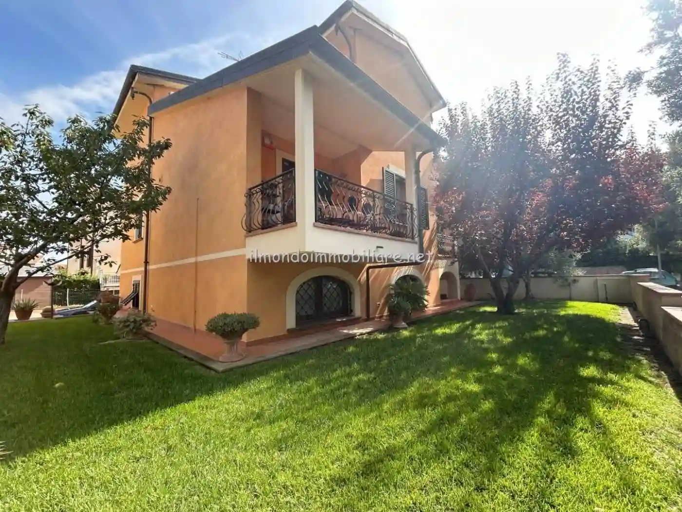 Villa - foto 2