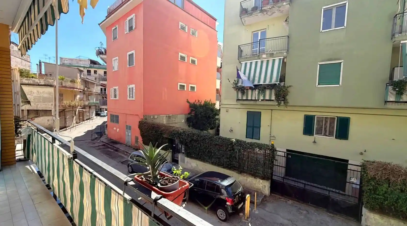 Appartamento in vendita a Napoli