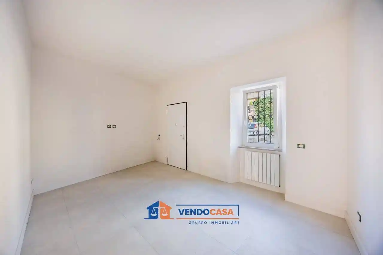 Casa indipendente in vendita a Massa