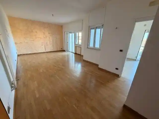 Appartamento in vendita a Modugno