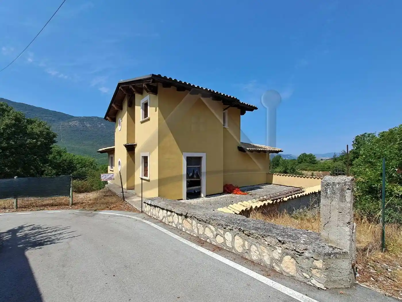 Villa in vendita a Fagnano Alto