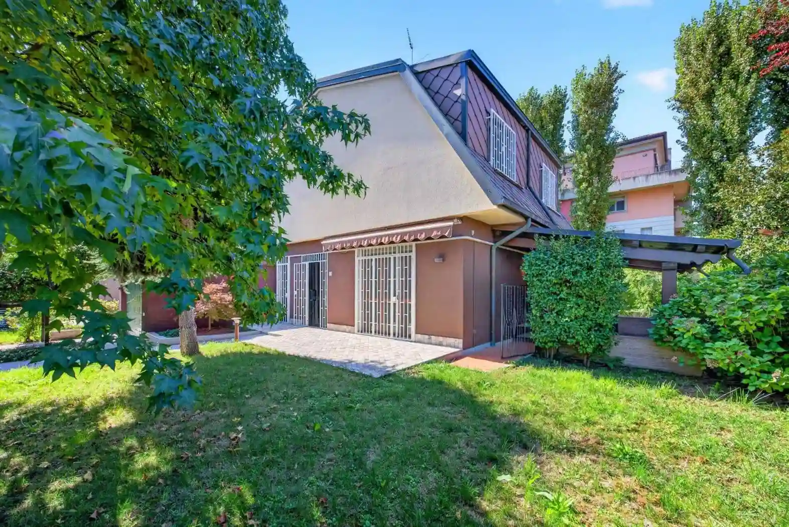 Villa - foto 2