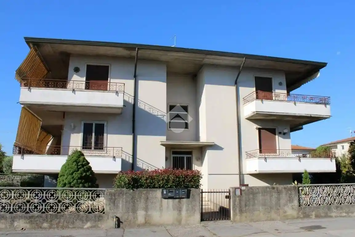 Appartamento in vendita a Torri di Quartesolo