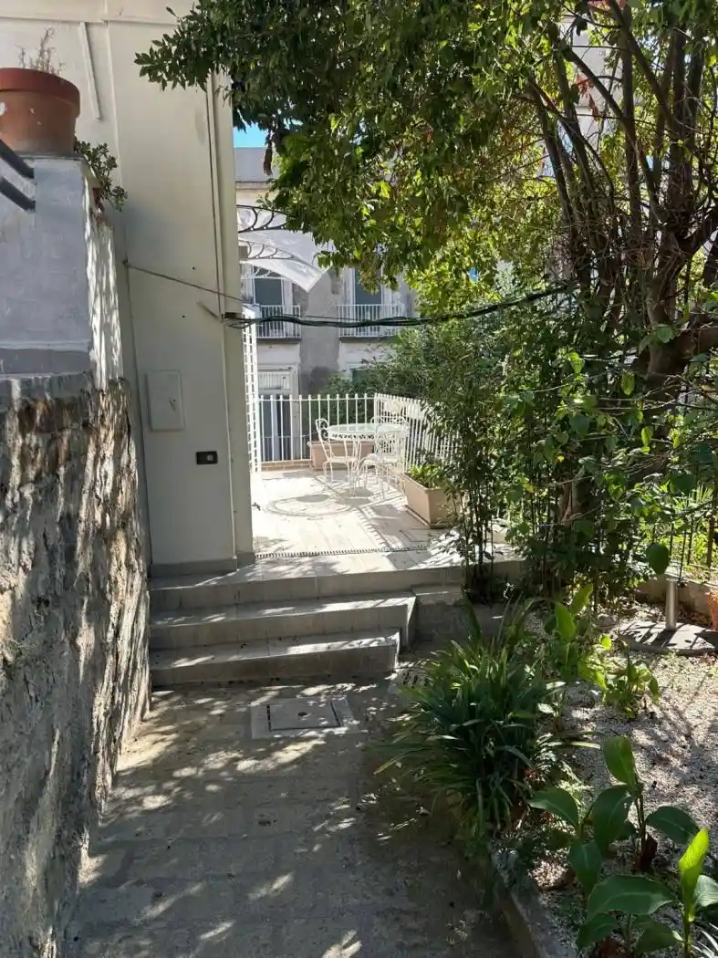 Appartamento in affitto a Napoli