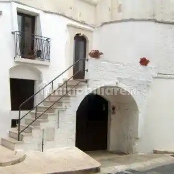 Casa indipendente in affitto a Cisternino