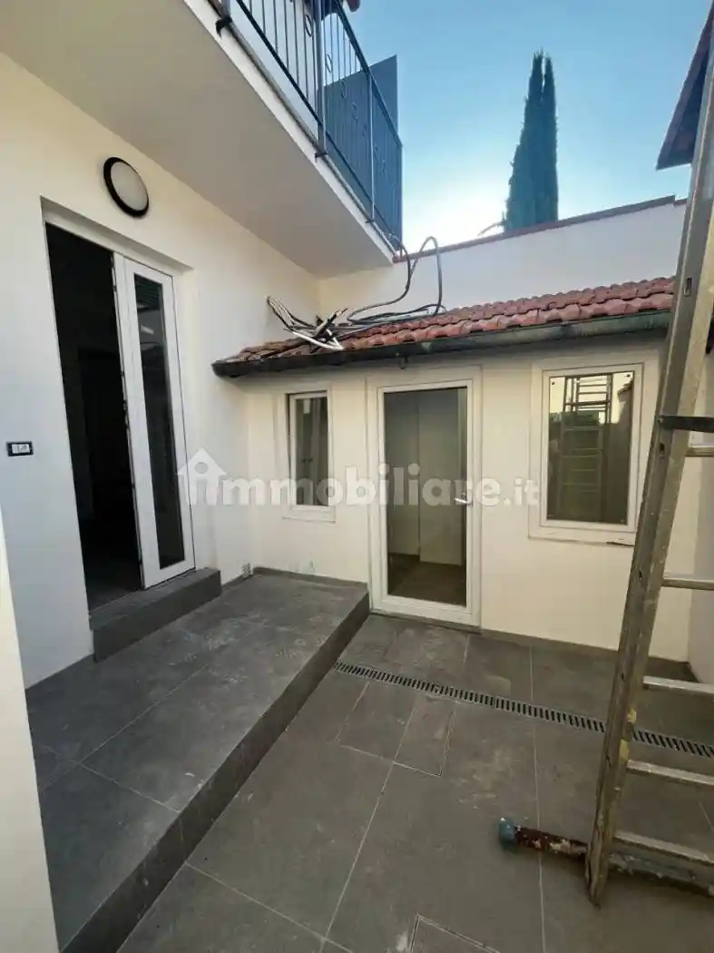 Casa indipendente in vendita a Firenze