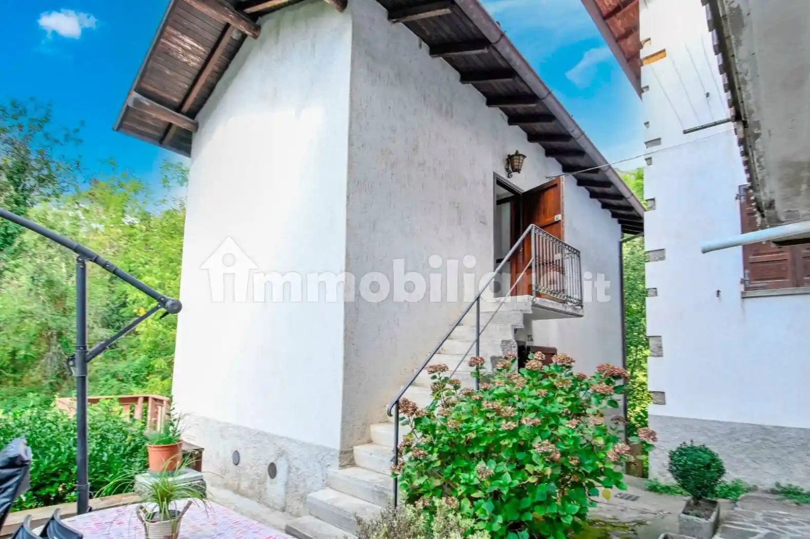 Villa in vendita a Albino