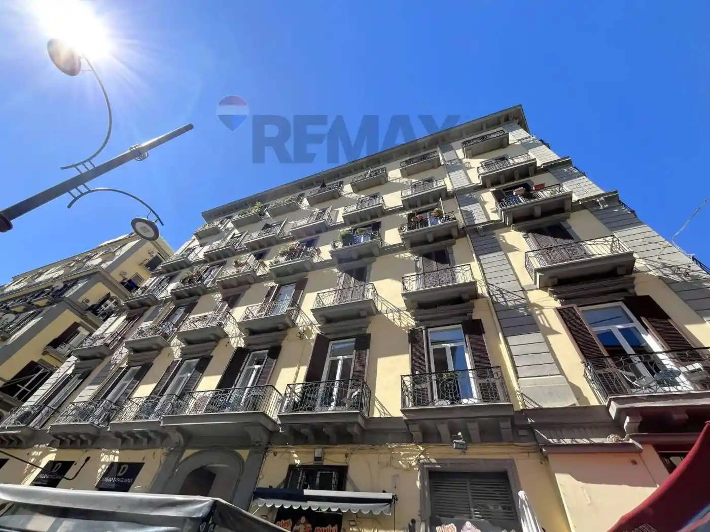 Appartamento in vendita a Napoli