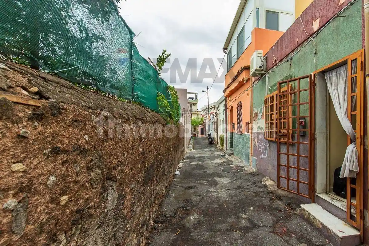 Casa indipendente in vendita a Catania