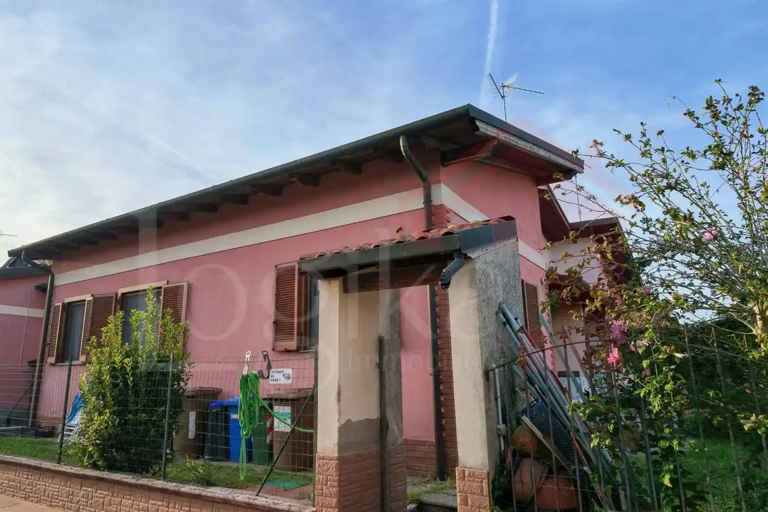 Villa in vendita a Vellezzo Bellini