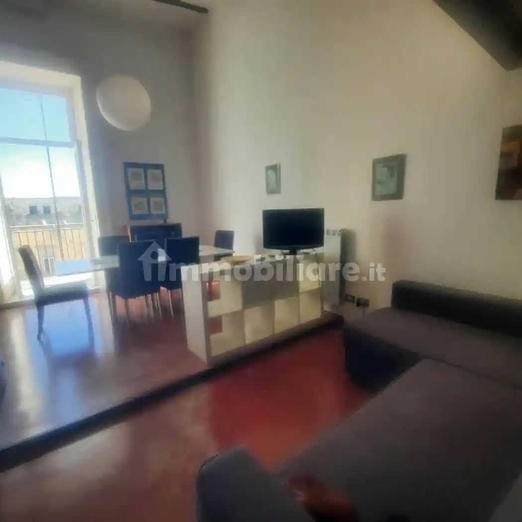 Appartamento in affitto a Napoli