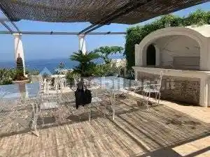 Appartamento in vendita a Capri