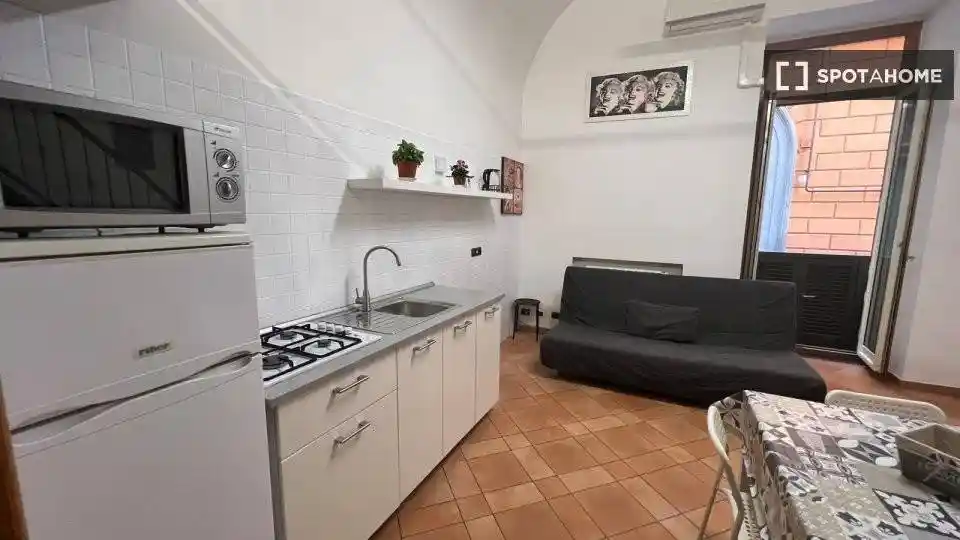 Appartamento in affitto a Napoli
