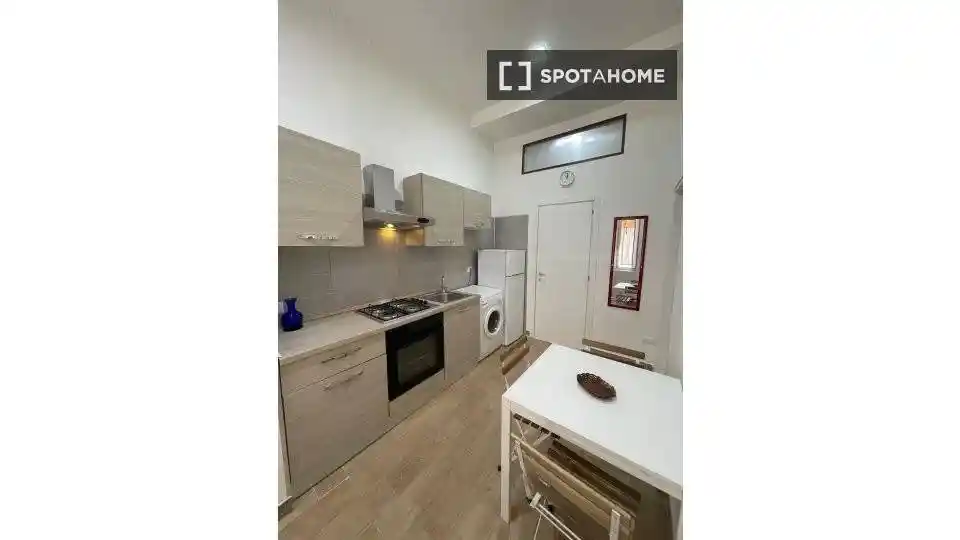 Appartamento in affitto a Napoli