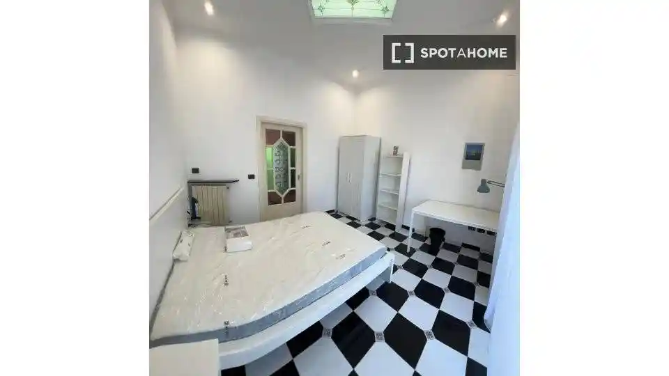 Appartamento in affitto a Napoli