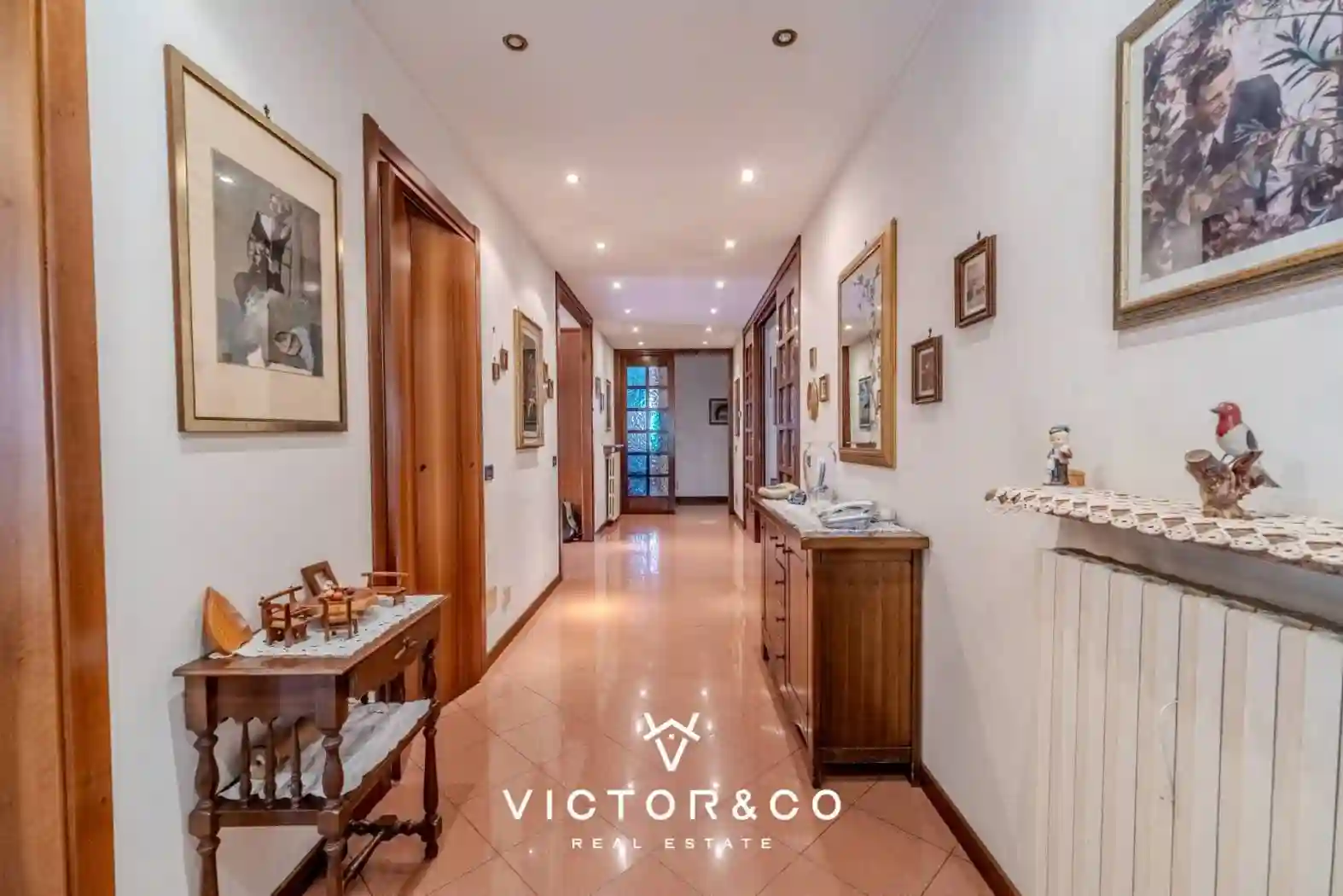 Villa - foto 2