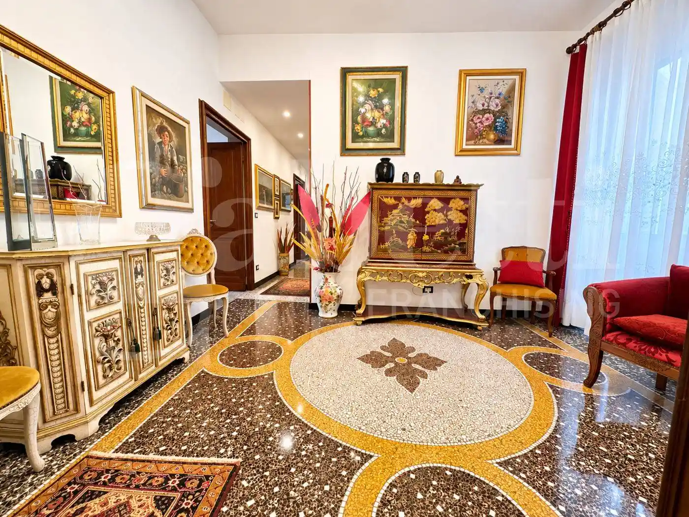 Appartamento in vendita a Genova
