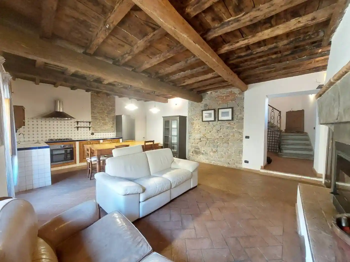 Casa indipendente in vendita a Reggello