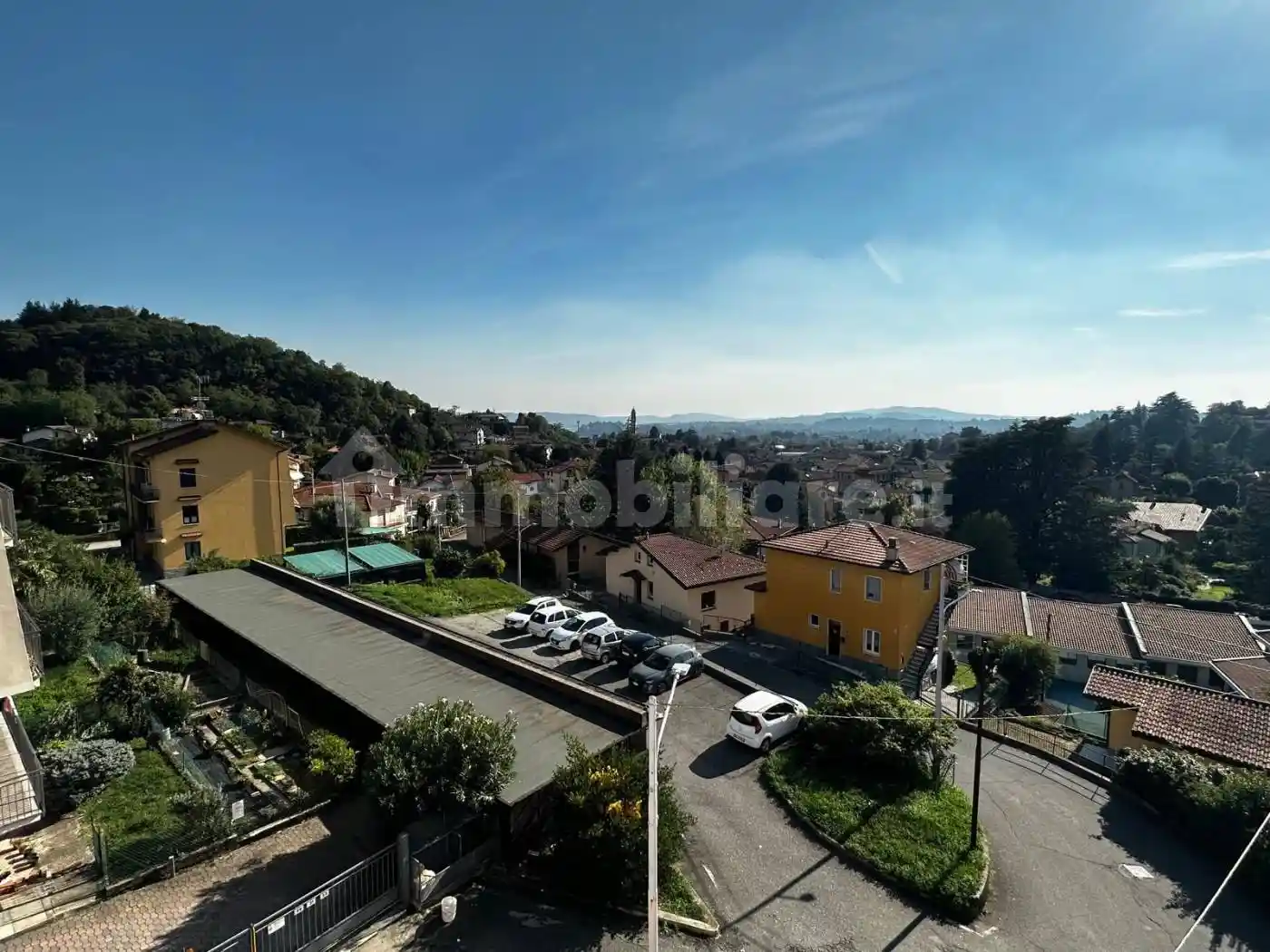 Appartamento in vendita a Gavirate