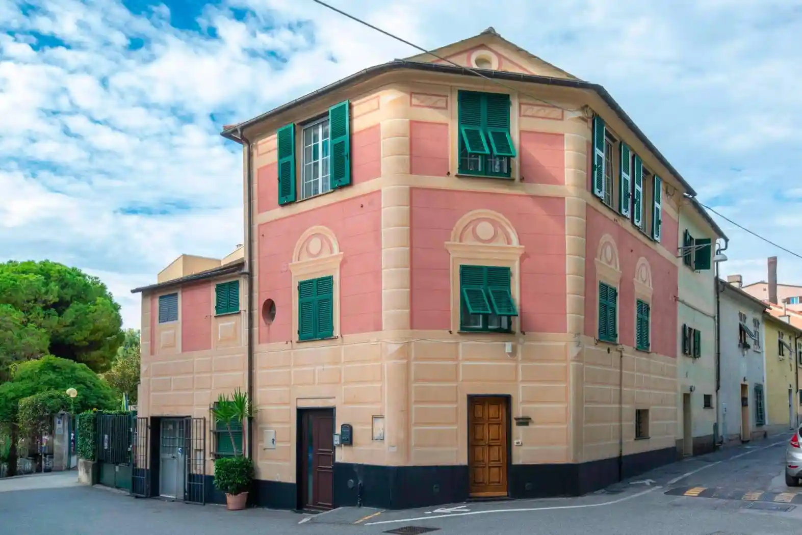 Casa indipendente in vendita a Genova