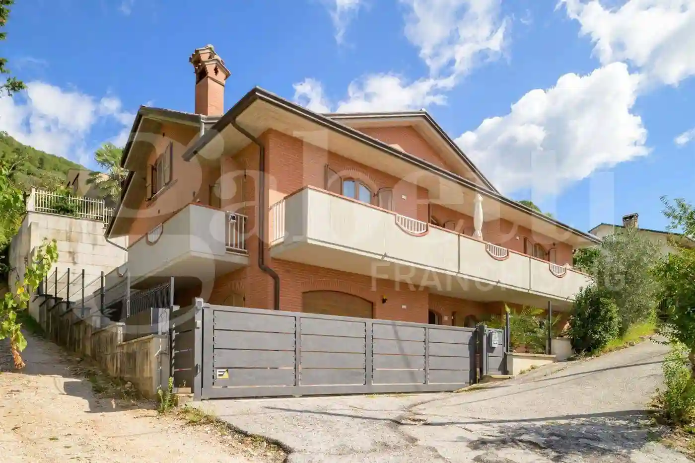 Villa - foto 2