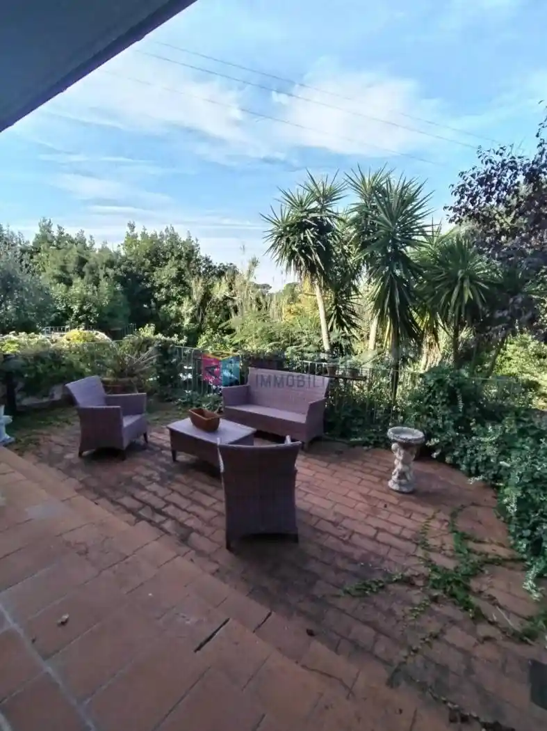 Villa in vendita a Livorno
