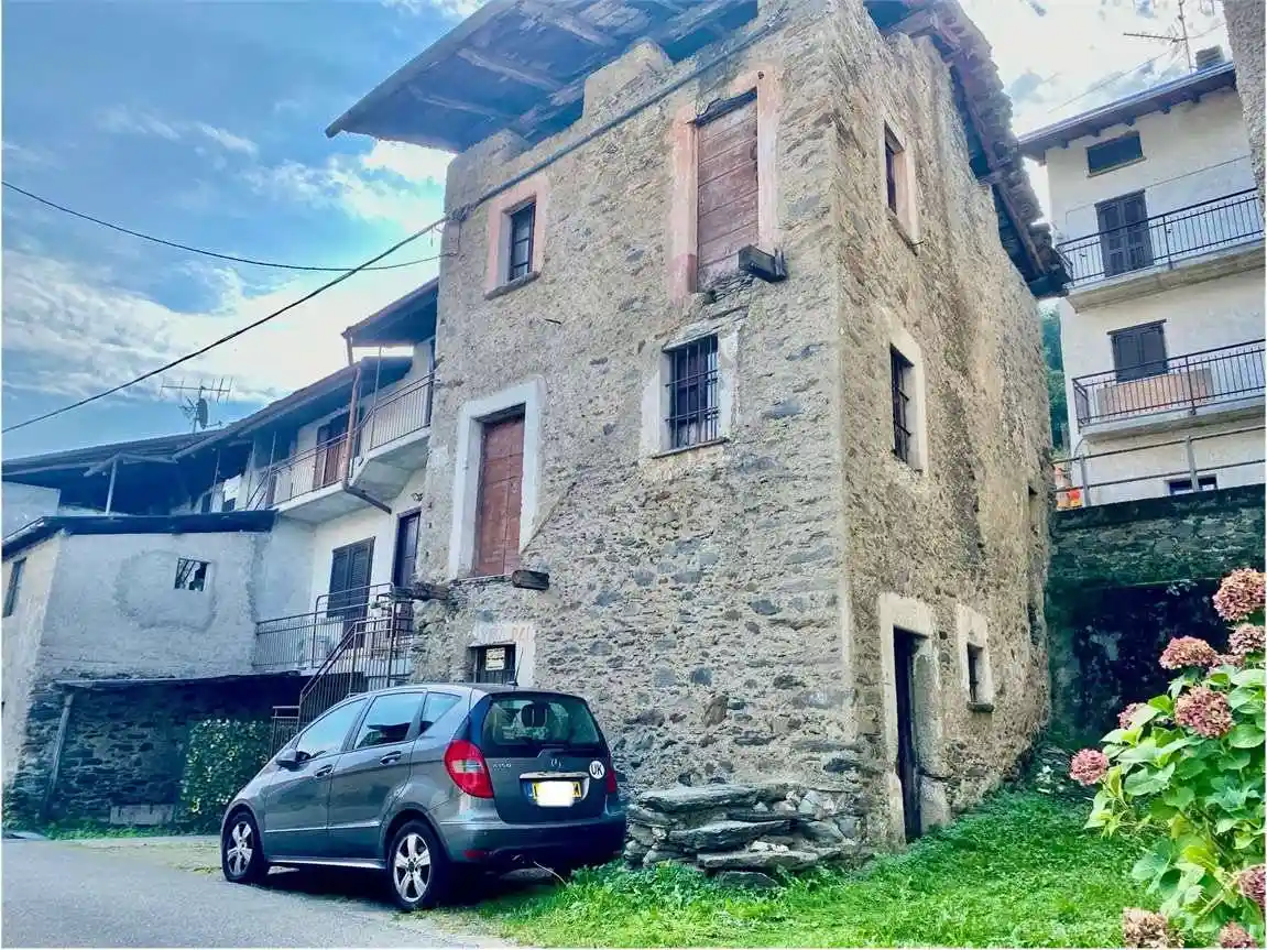 Casa indipendente in vendita a Caiolo