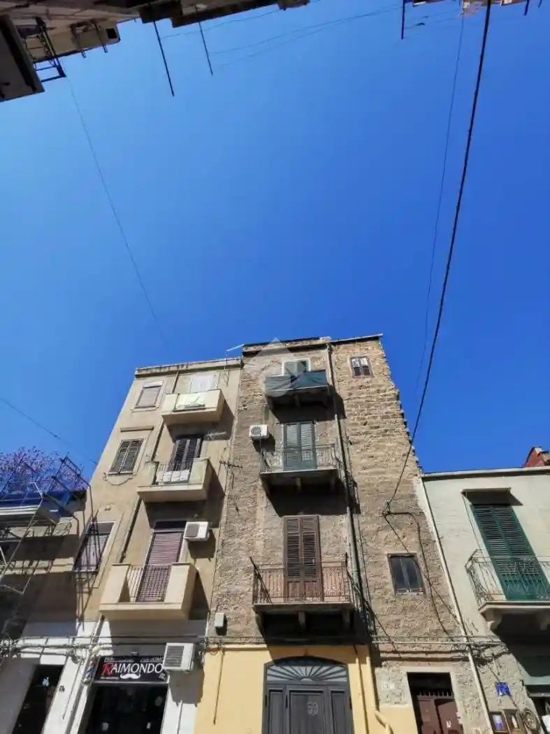 Appartamento in vendita a Palermo