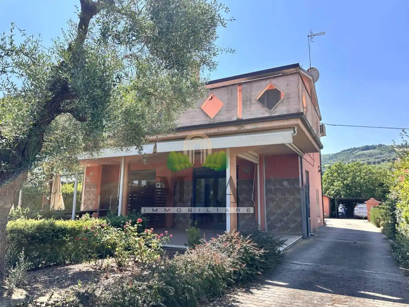 Casa indipendente in vendita a Controguerra