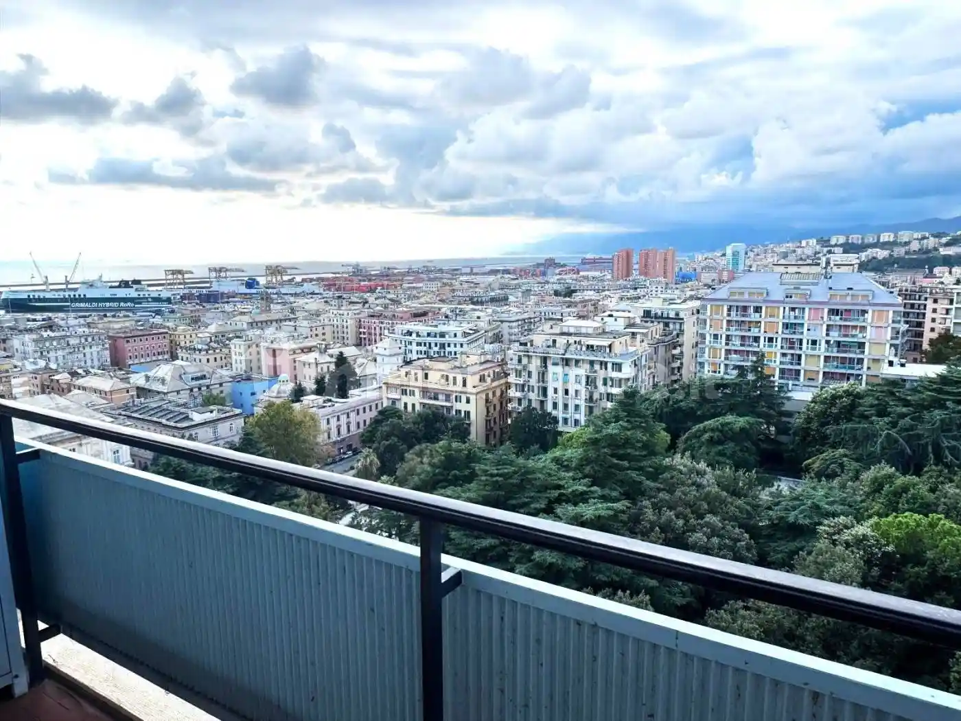 Appartamento in vendita a Genova