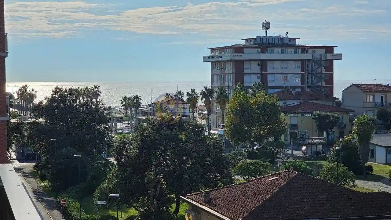 Appartamento in vendita a Camaiore