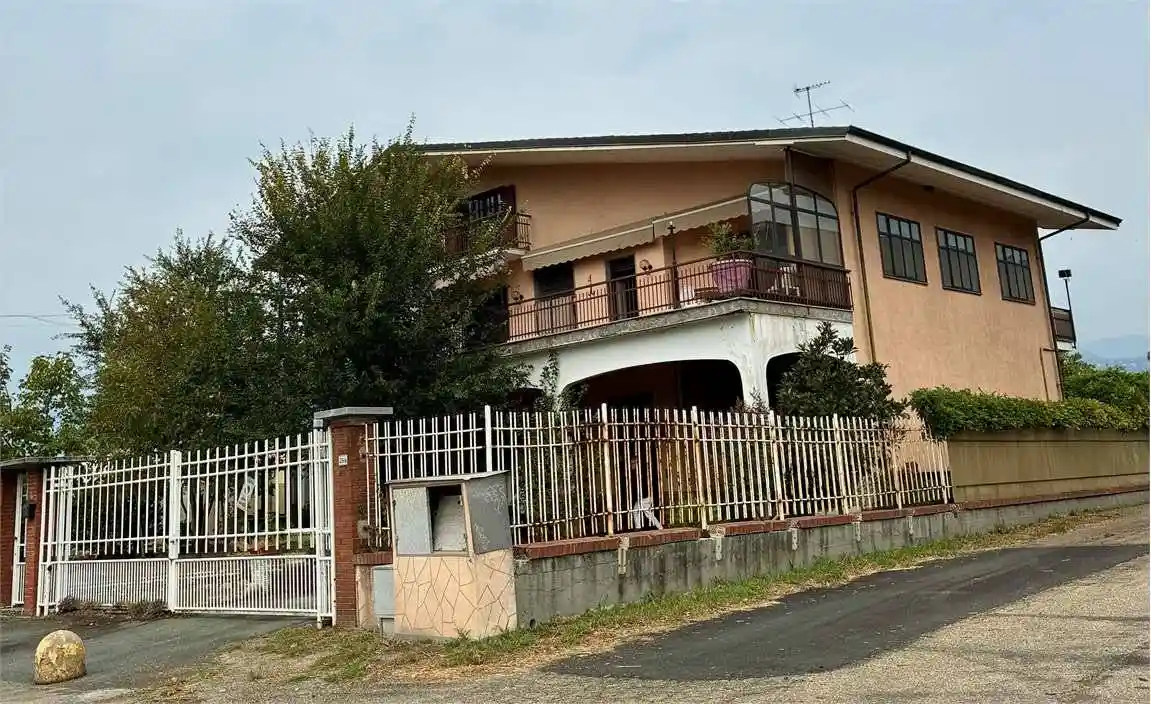 Villa in vendita a Sant'Ambrogio di Torino