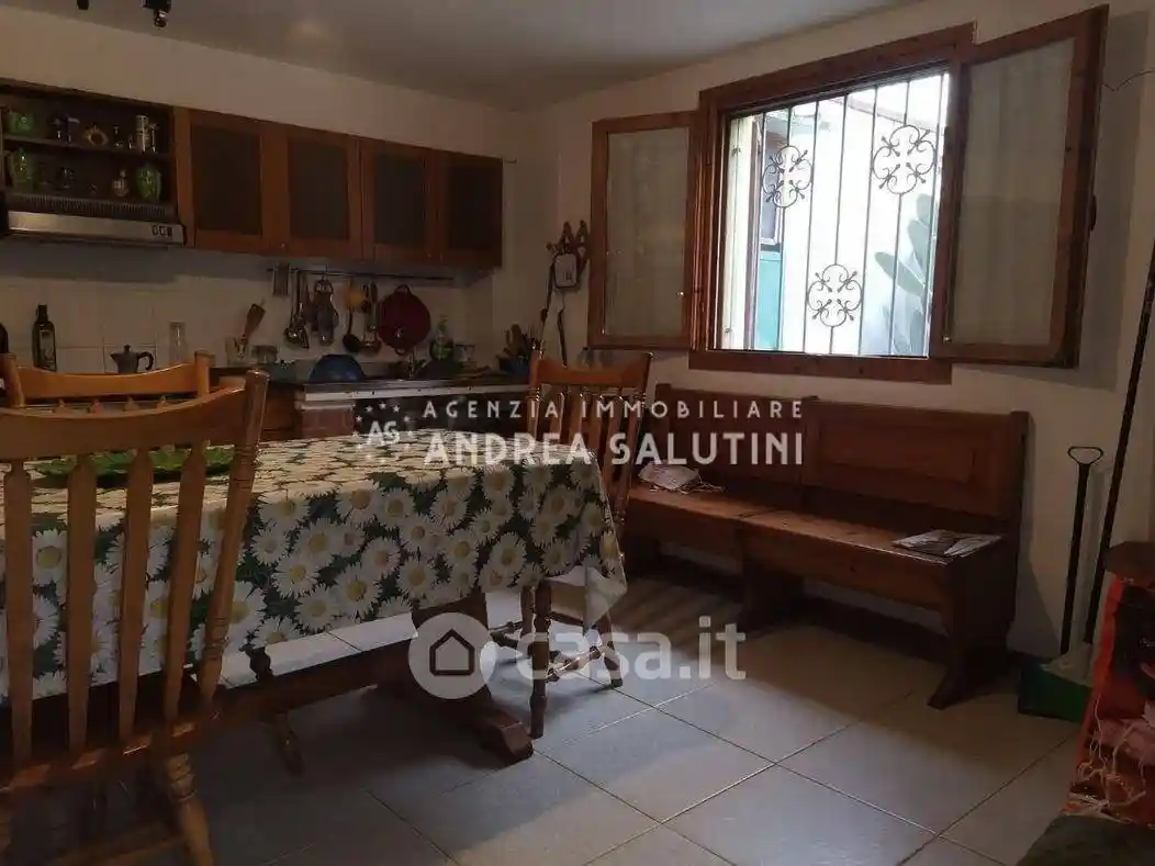 Villetta a schiera in vendita a Buti