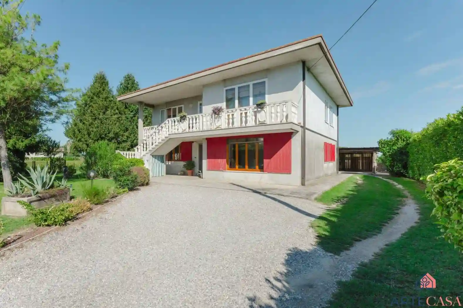 Villa - foto 2