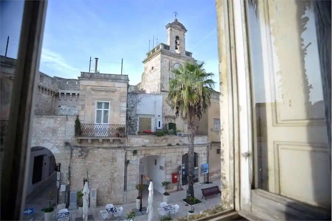Palazzo - Edificio in vendita a Carovigno