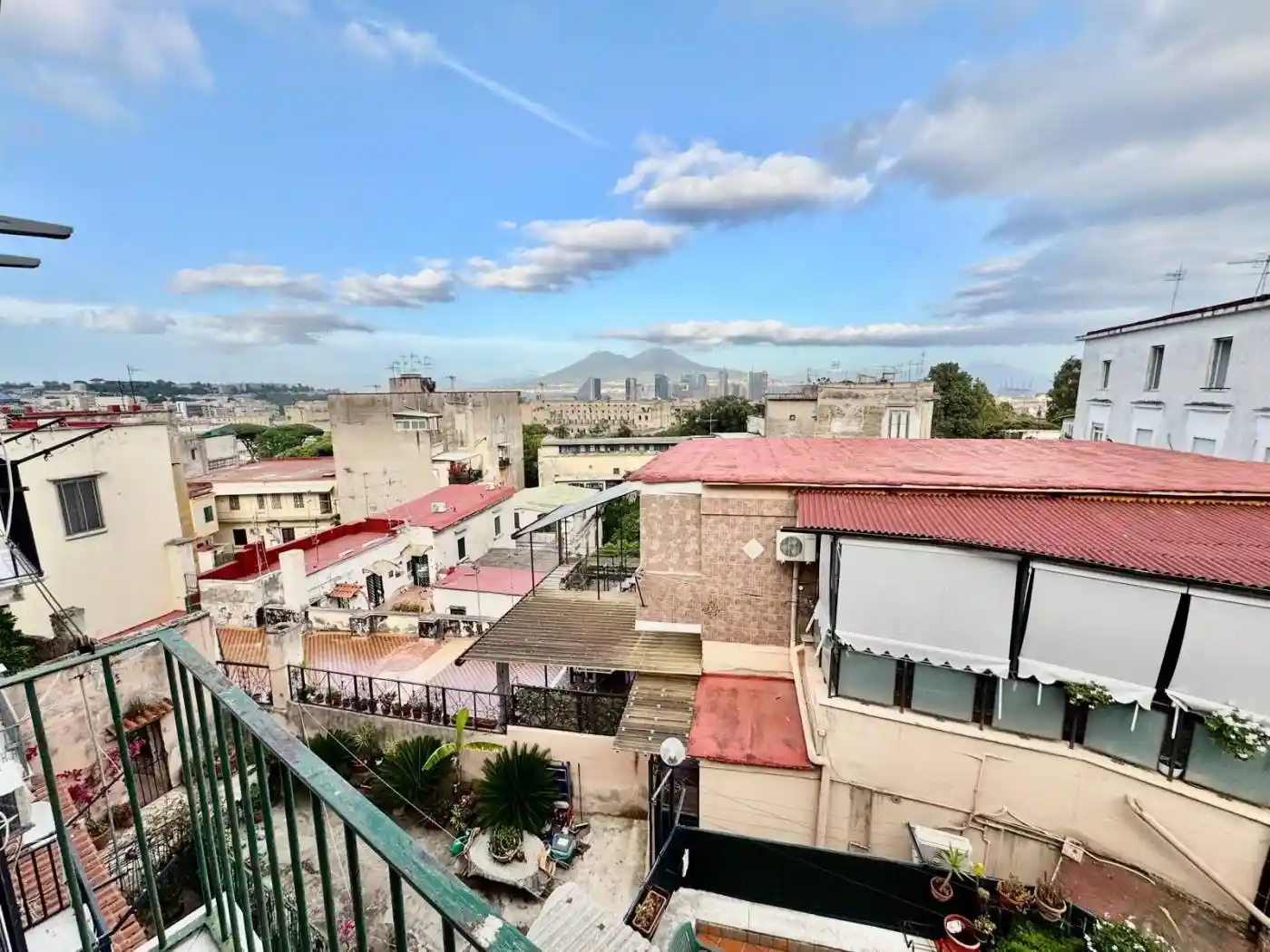Appartamento in vendita a Napoli