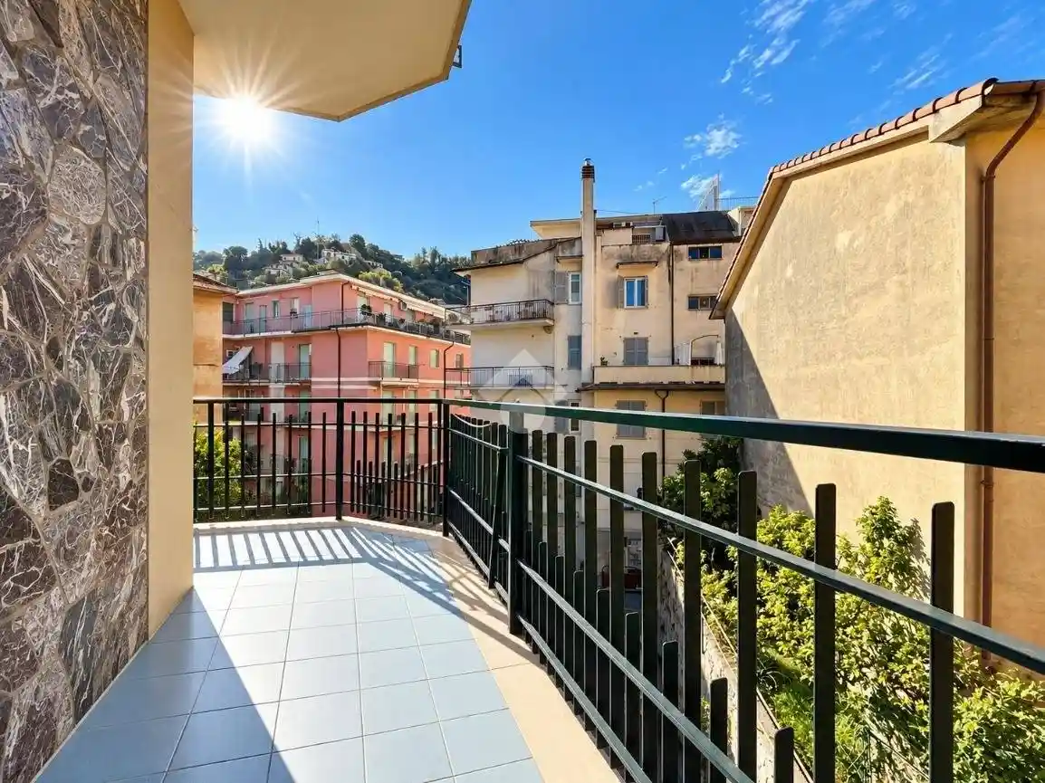 Appartamento in vendita a Lerici