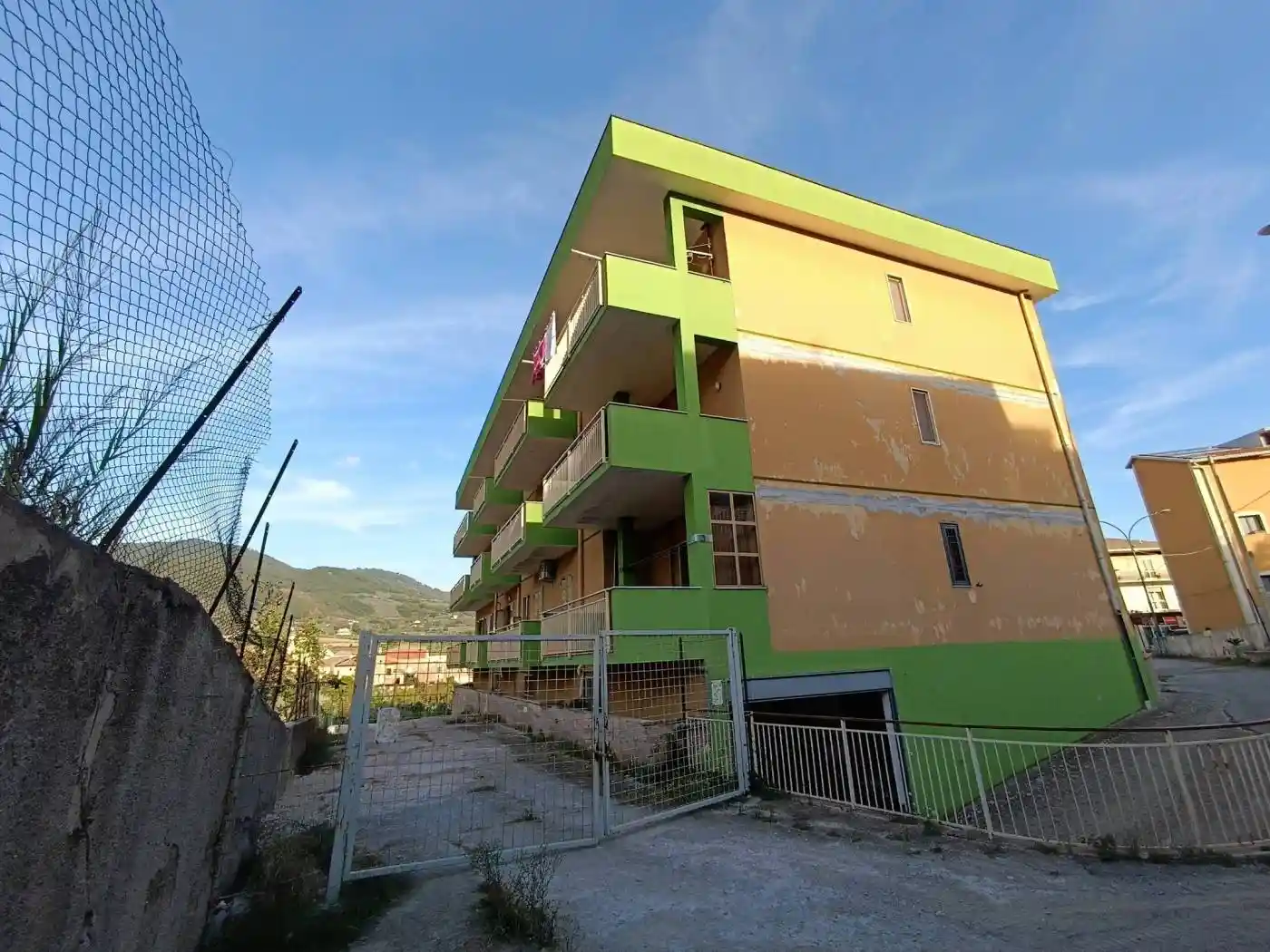 Appartamento in vendita a Montecorvino Rovella