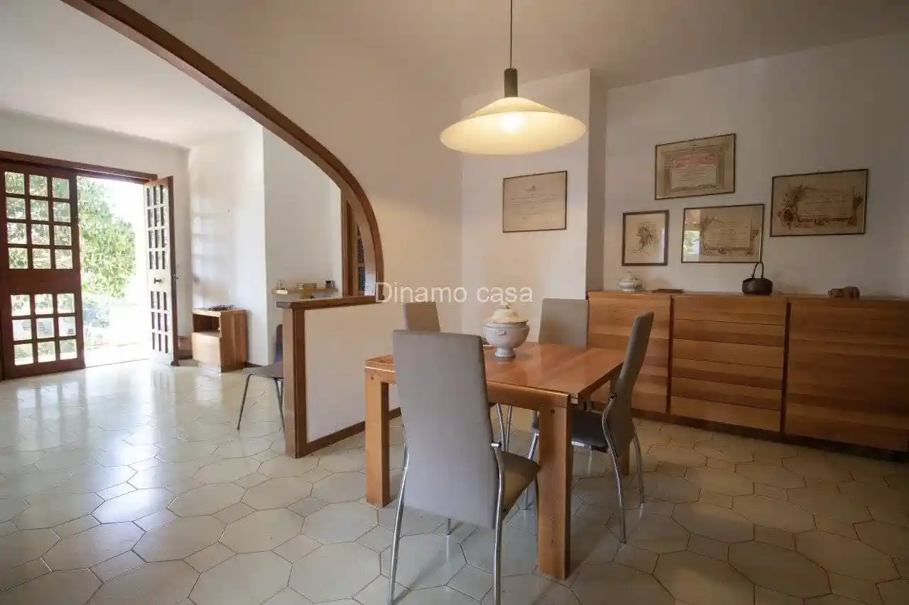 Villa in vendita a Montale