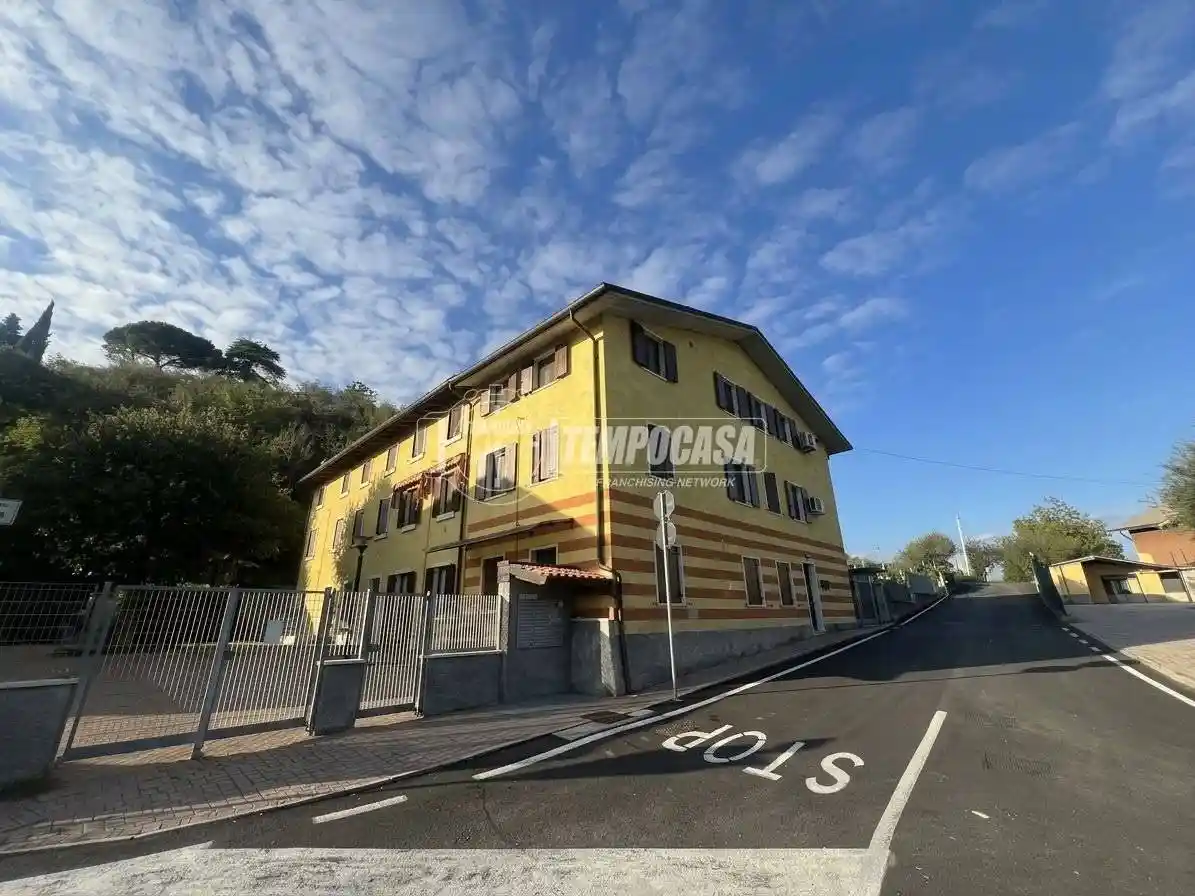 Appartamento in vendita a Pastrengo