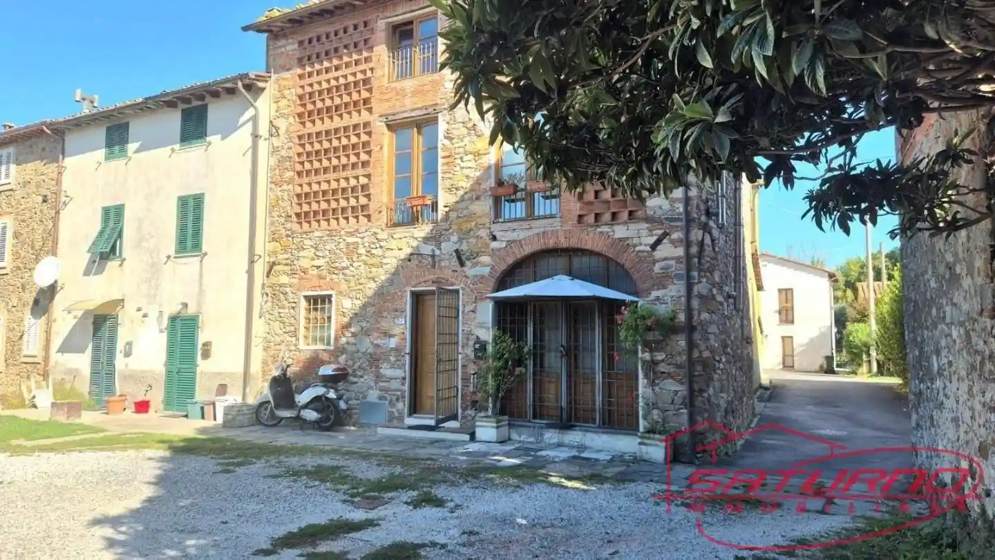 Appartamento in vendita a Lucca