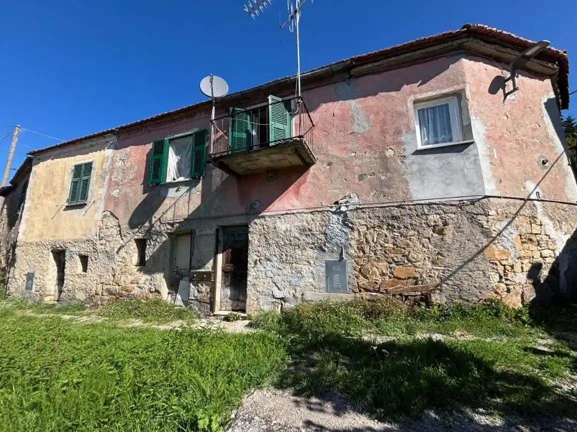 Casa indipendente in vendita a Cabella Ligure