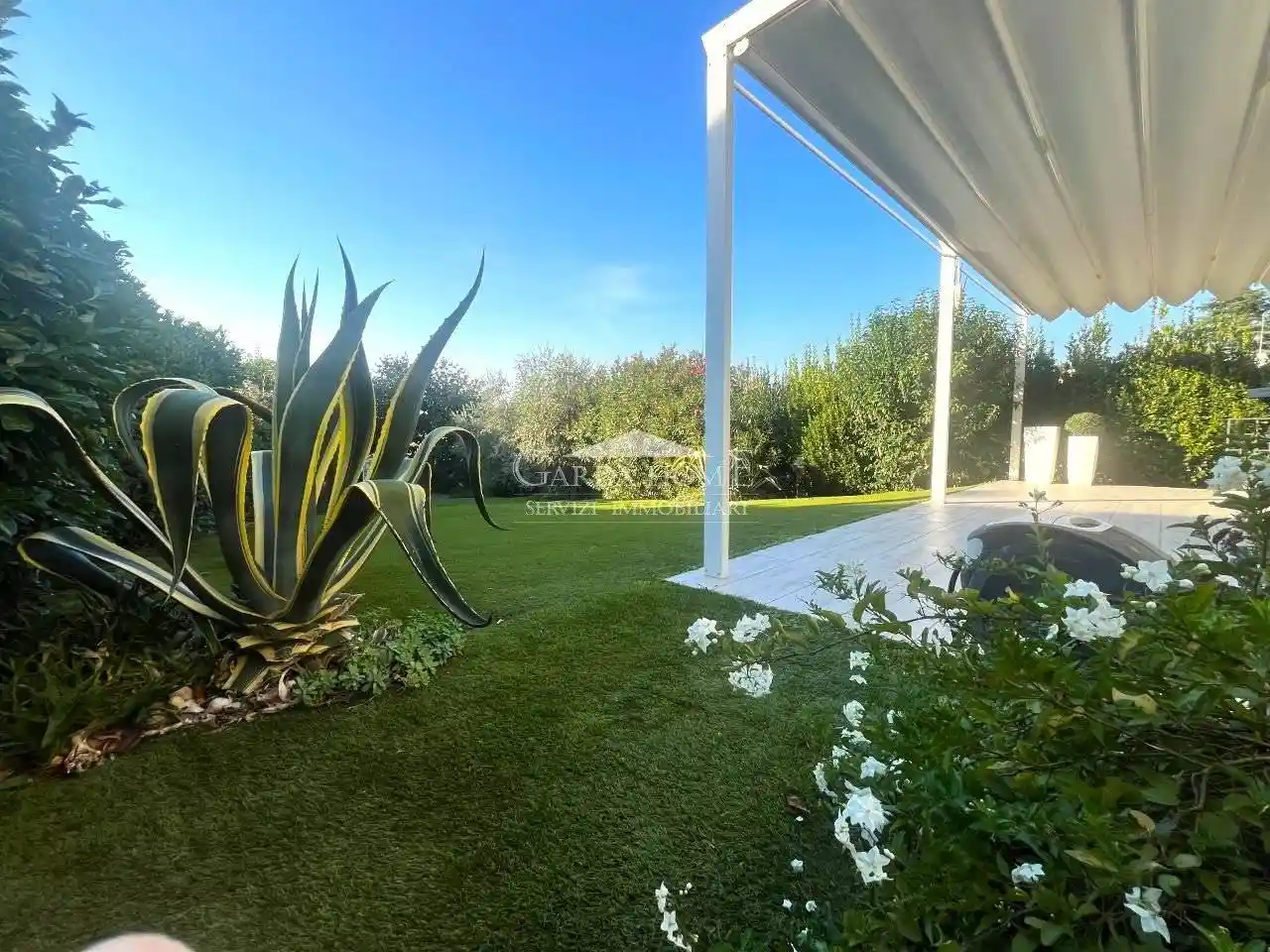 Villa in vendita a Desenzano del Garda