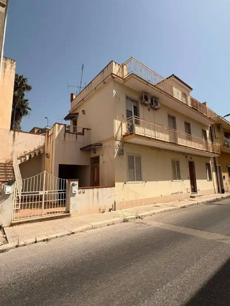 Casa indipendente in vendita a Avola