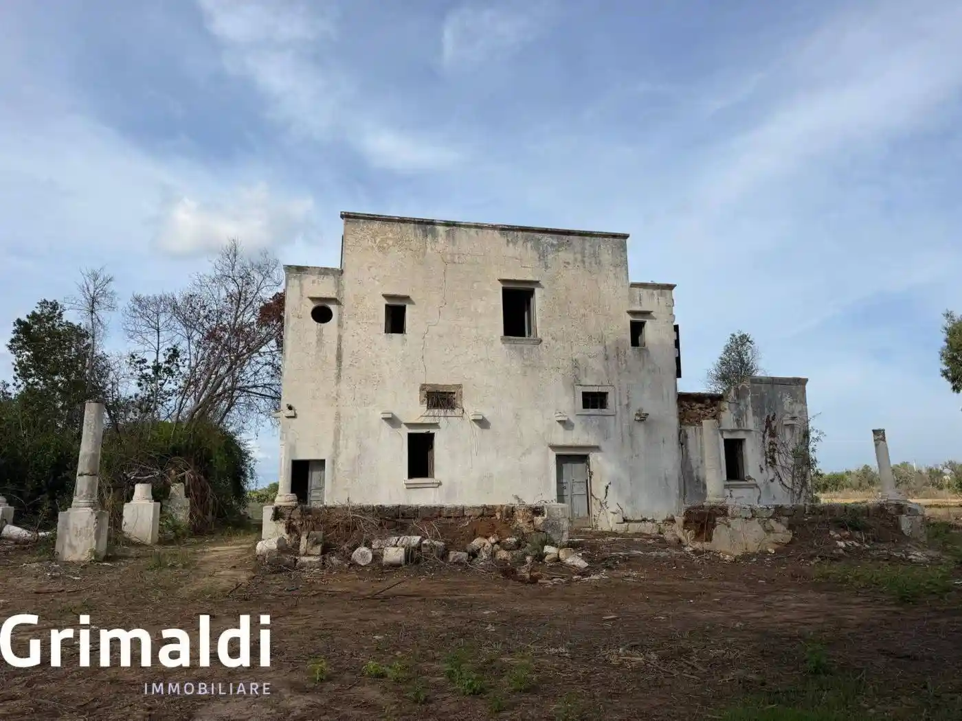 Palazzo - Edificio in vendita a Matino