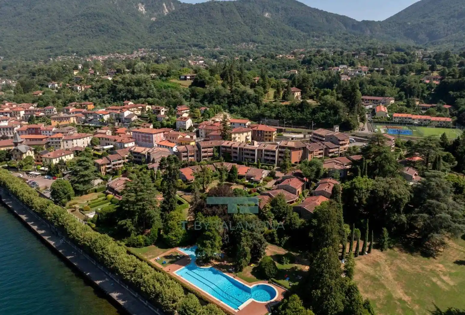 Appartamento in vendita a Porto Valtravaglia
