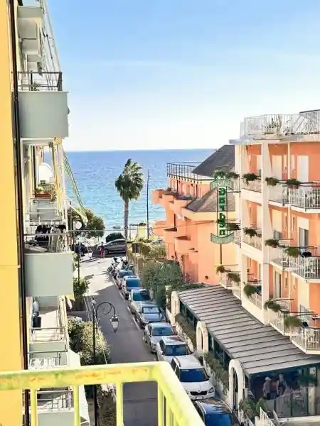 Appartamento in vendita a Laigueglia