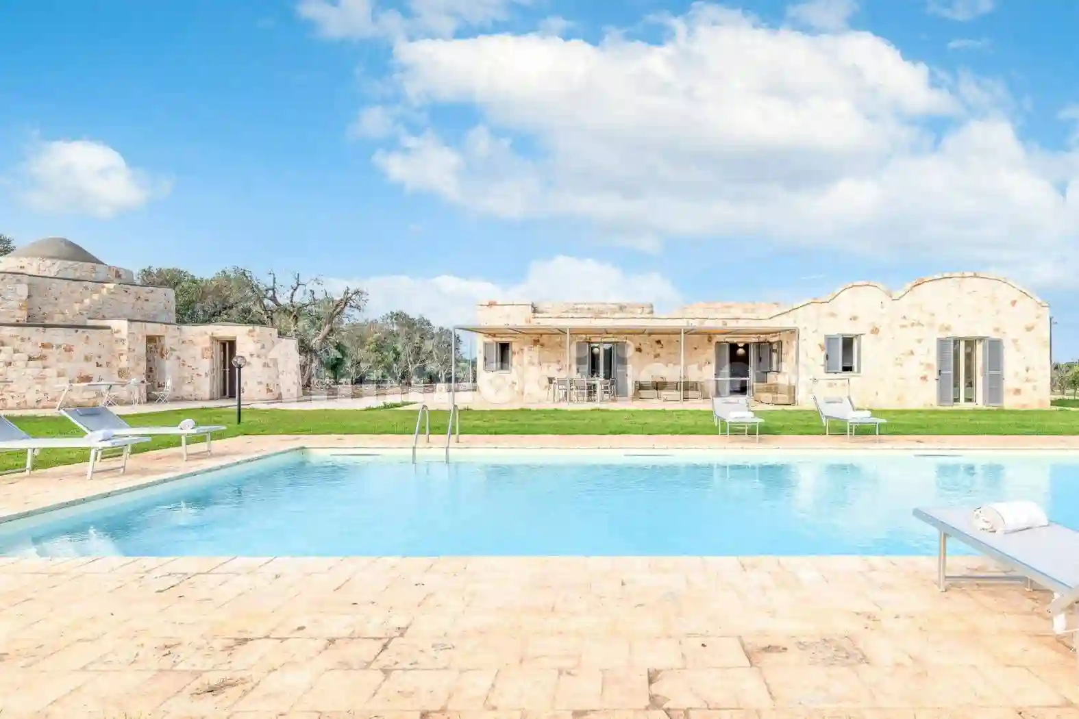 Villa - foto 2